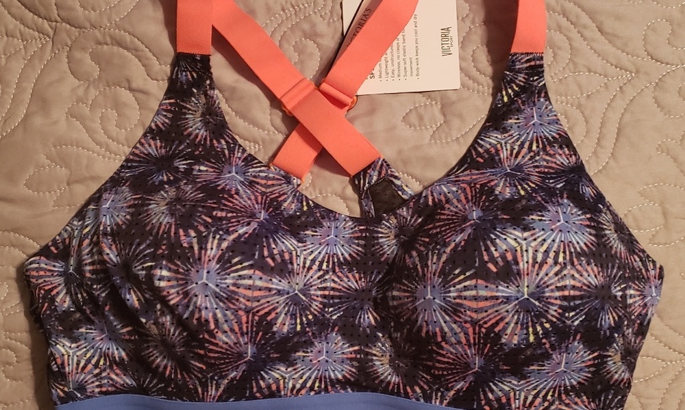 Victoria's Secret Lightweight Sports Bra